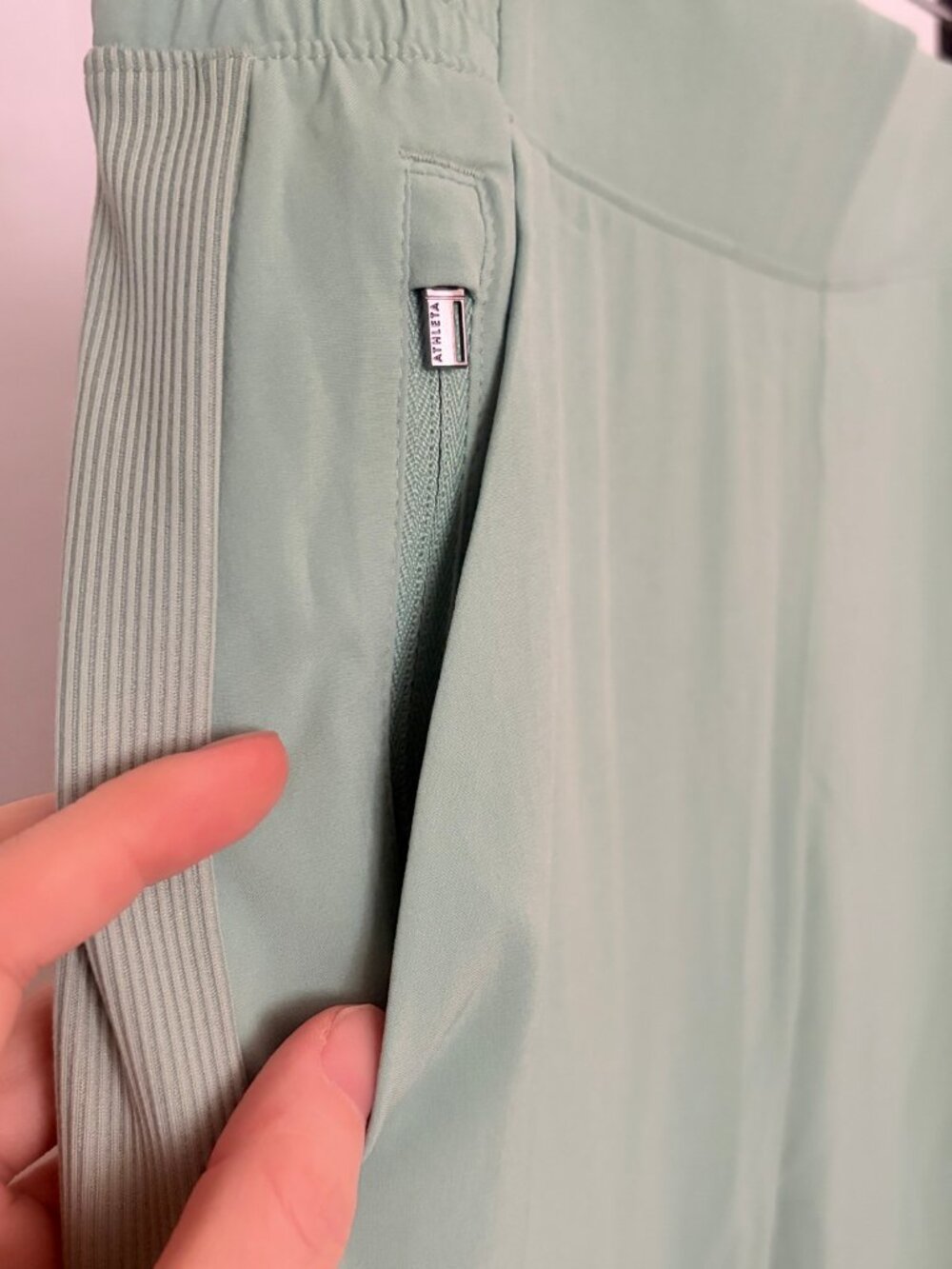 NWT Athleta Brooklyn Jogger Pants Mint Green - 8 - Picture 3 of 4